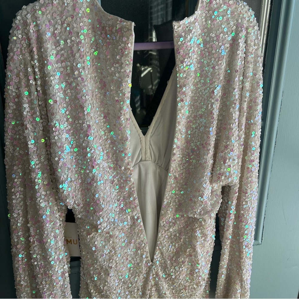 NWT Show Me Your MuMu Kidman Mini Dress Long Sleeve Iridescent Sequin White M - Picture 8 of 14